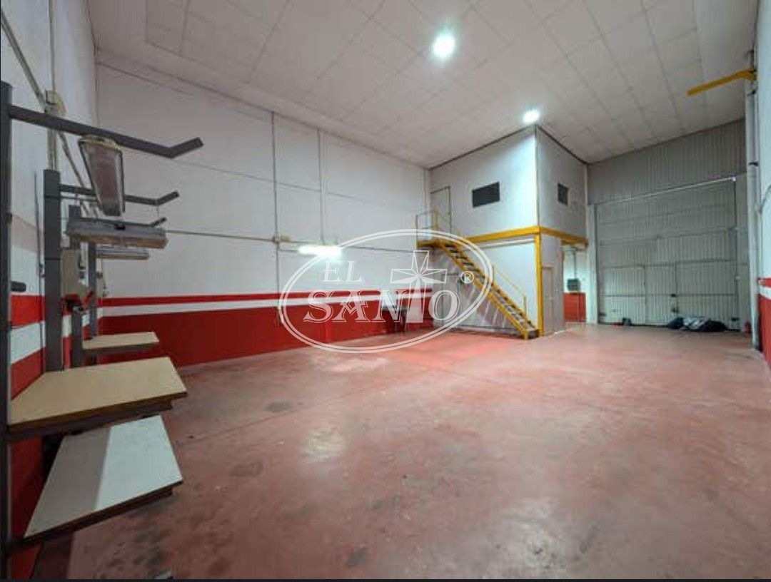 Nave Industrial en venta Córdoba. Ref: 2369. Inmobiliaria El Santo