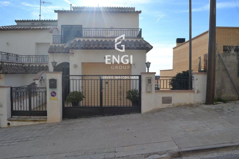Adossat en venda Segur De Calafell, Tarragona. Ref: 1038. Engi Group Serveis Immobiliaris
