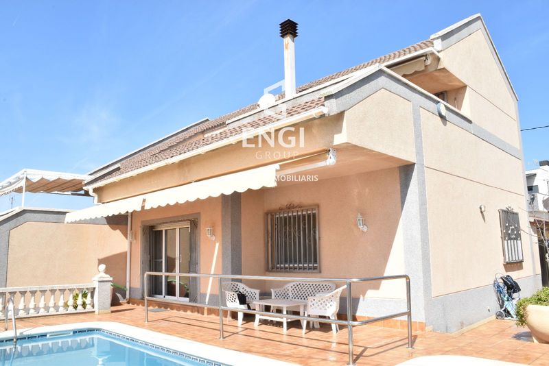 Xalet Independent en venda Calafell, Tarragona. Ref: 1094. Engi Group Serveis Immobiliaris