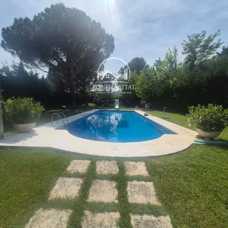 Chalet Independiente en venta Alguaire, Lleida. Ref: 1134. EQUIHABITAT