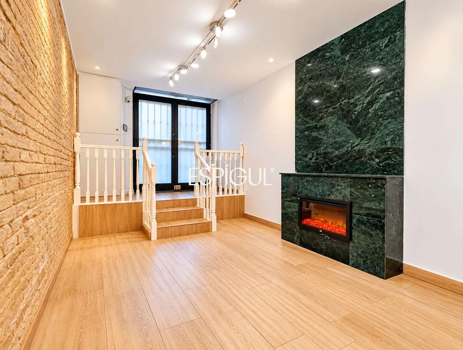 Piso en venta en Ciutat Vella, Barcelona 2/50