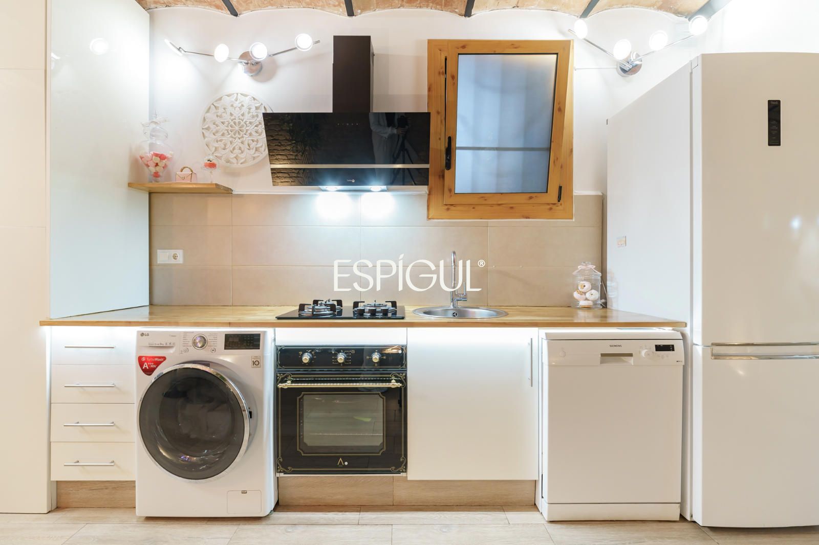 Piso en venta en Ciutat Vella, Barcelona 42/50