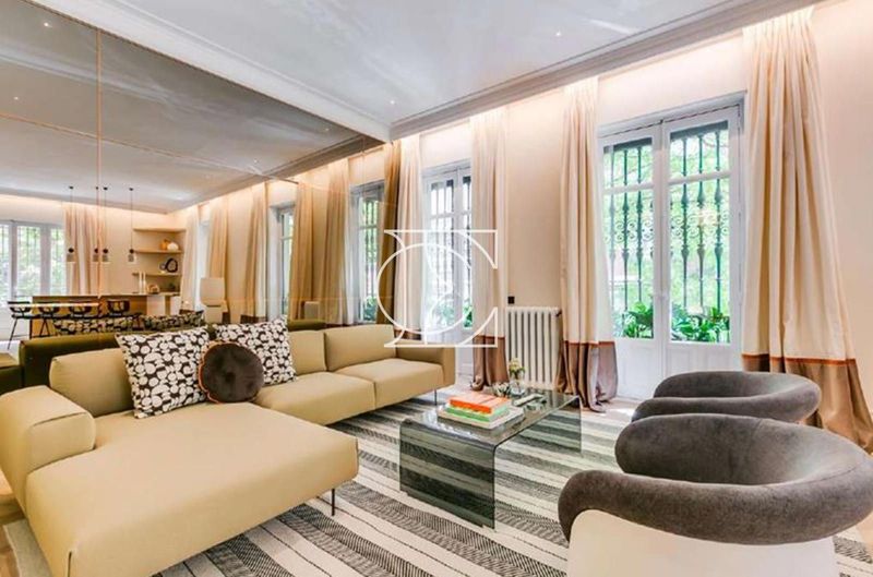 Piso en venta Madrid. Ref: 1196. Consulting Inmobiliario Esquivel