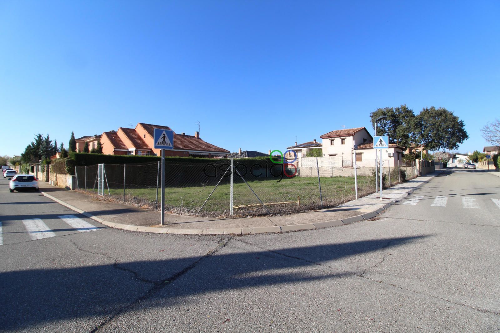 Parcela en venta Chiloeches, Guadalajara. Ref: 3624. ESTILO INMOBILIARIA