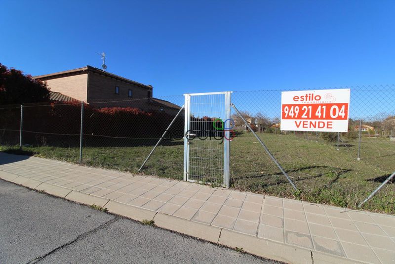 Parcela en venta Chiloeches, Guadalajara. Ref: 3625. ESTILO INMOBILIARIA
