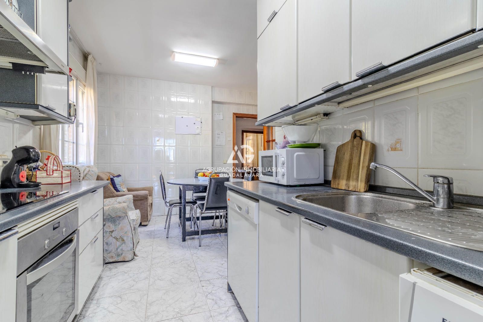 Cocina - AMPLIO CHALET INDEPENDIENTE EN CHILOECHES.