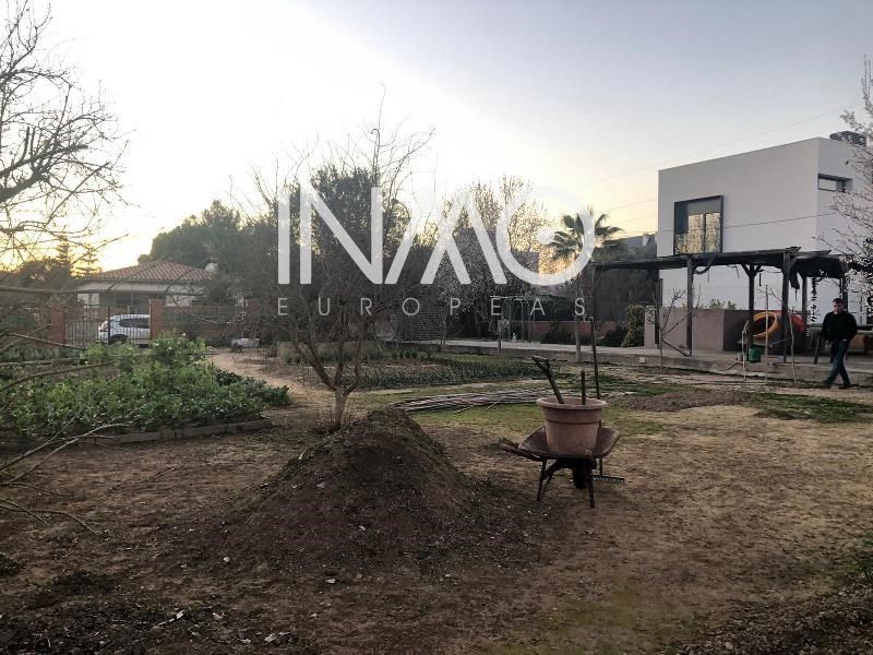 Terreny en venda Rubí, Barcelona. Ref: 1122. InmoEuropeas