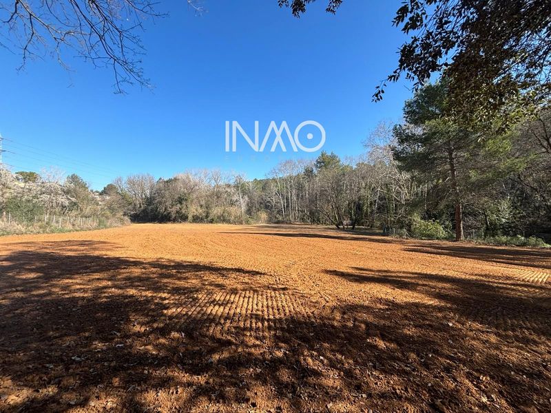 Terreny en venda Rubí, Barcelona. Ref: 1380. InmoEuropeas