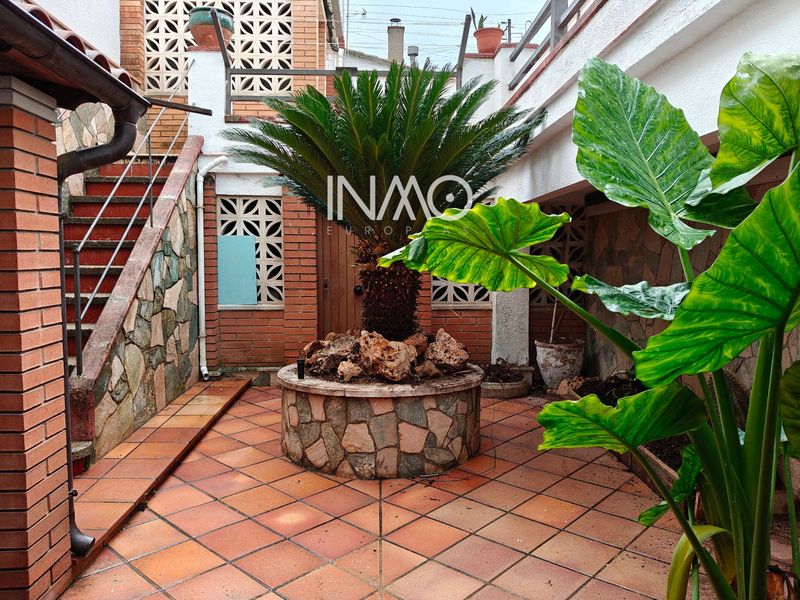 Casa en lloguer Rubí, Barcelona. Ref: 1556. InmoEuropeas