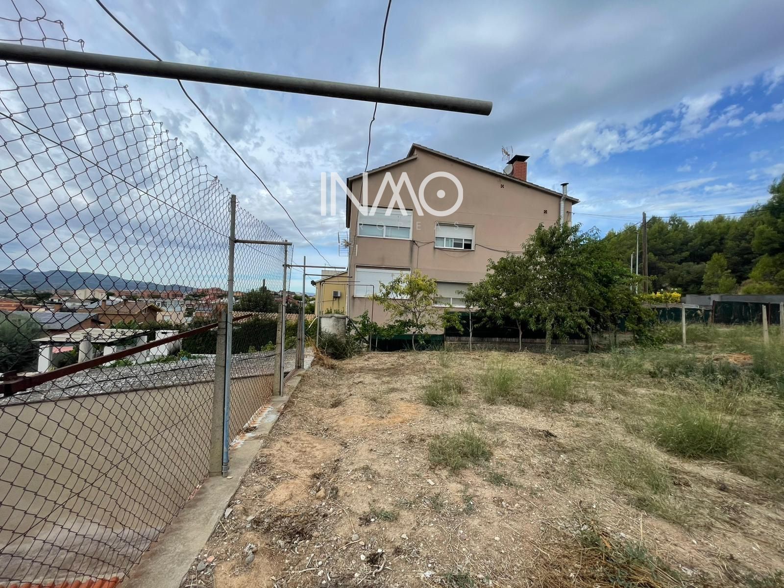 Terreno en venta en Els Avets, Rubí
