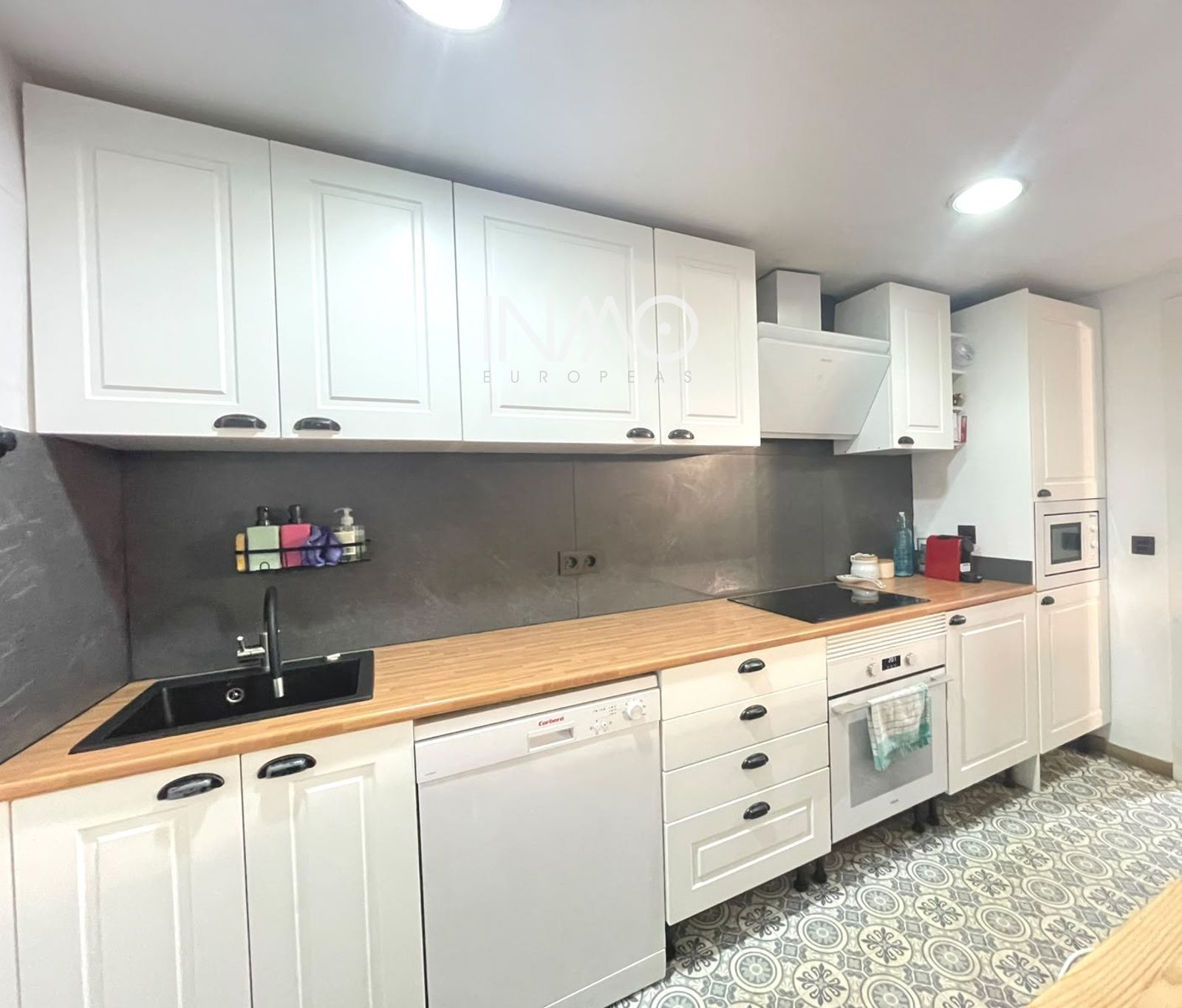 ¡Terraza, piscina y parking! Tu nuevo hogar en Can Alzamora - Foto 15