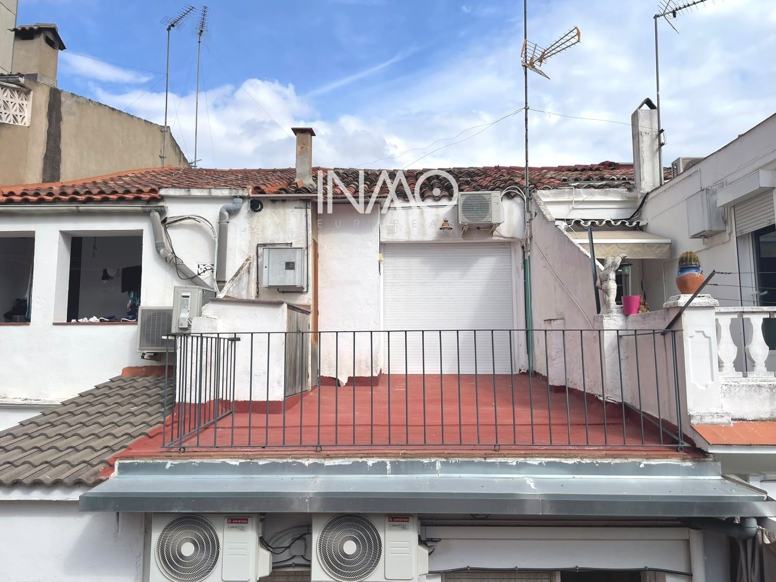 Piso en venta con terraza en pleno centro de Rubí! - Foto 2