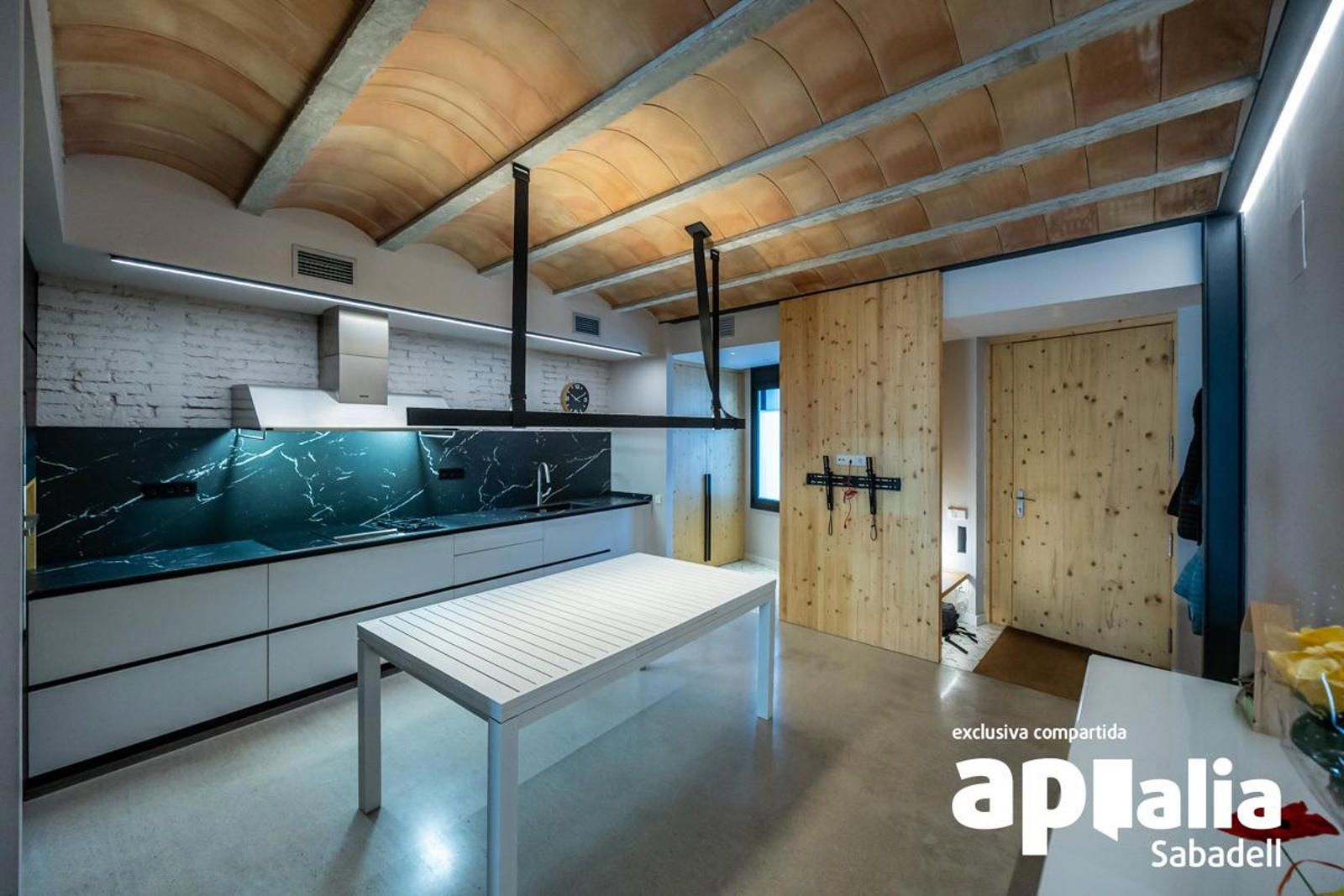 House for sale Sabadell, Barcelona. Ref: 2962. IGLOO exes CENTRE