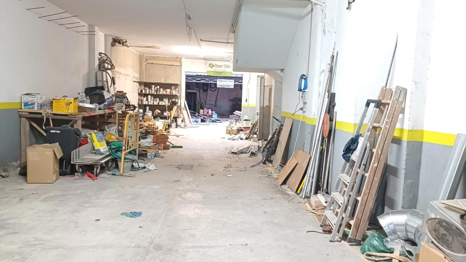 Comercial Premise for rent Sabadell, Barcelona. Ref: 2998. IGLOO exes CENTRE