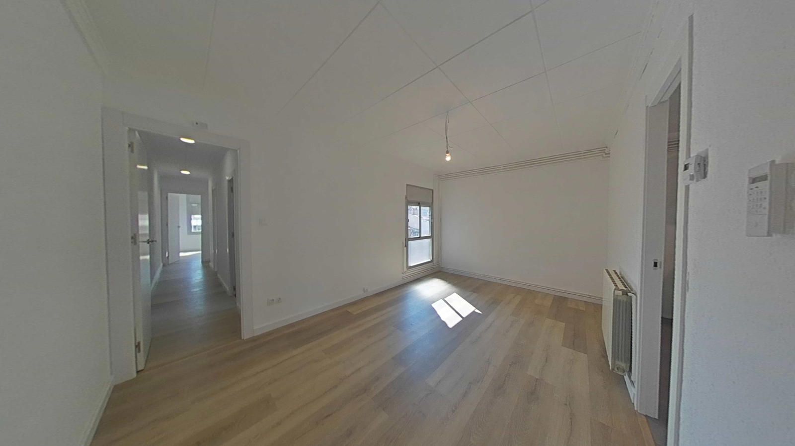 Pis en venda Sabadell, Barcelona. Ref: 3057. IGLOO by exes centre