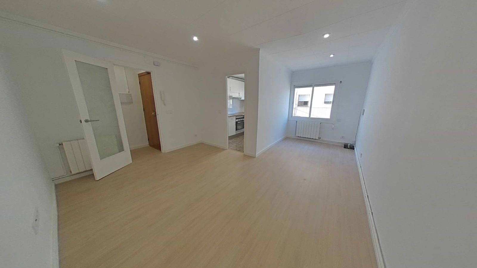 Piso en venta Sabadell, Barcelona. Ref: 3085. IGLOO by exes centre