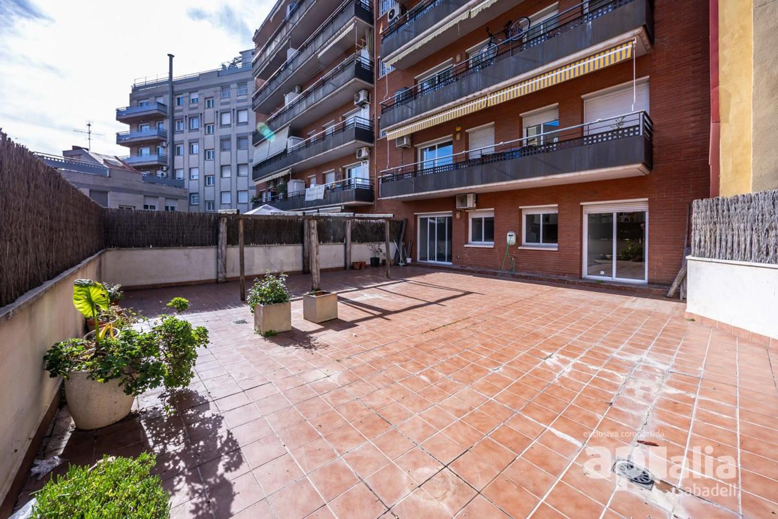 Piso en venta Sabadell, Barcelona. Ref: 3086. IGLOO by exes centre