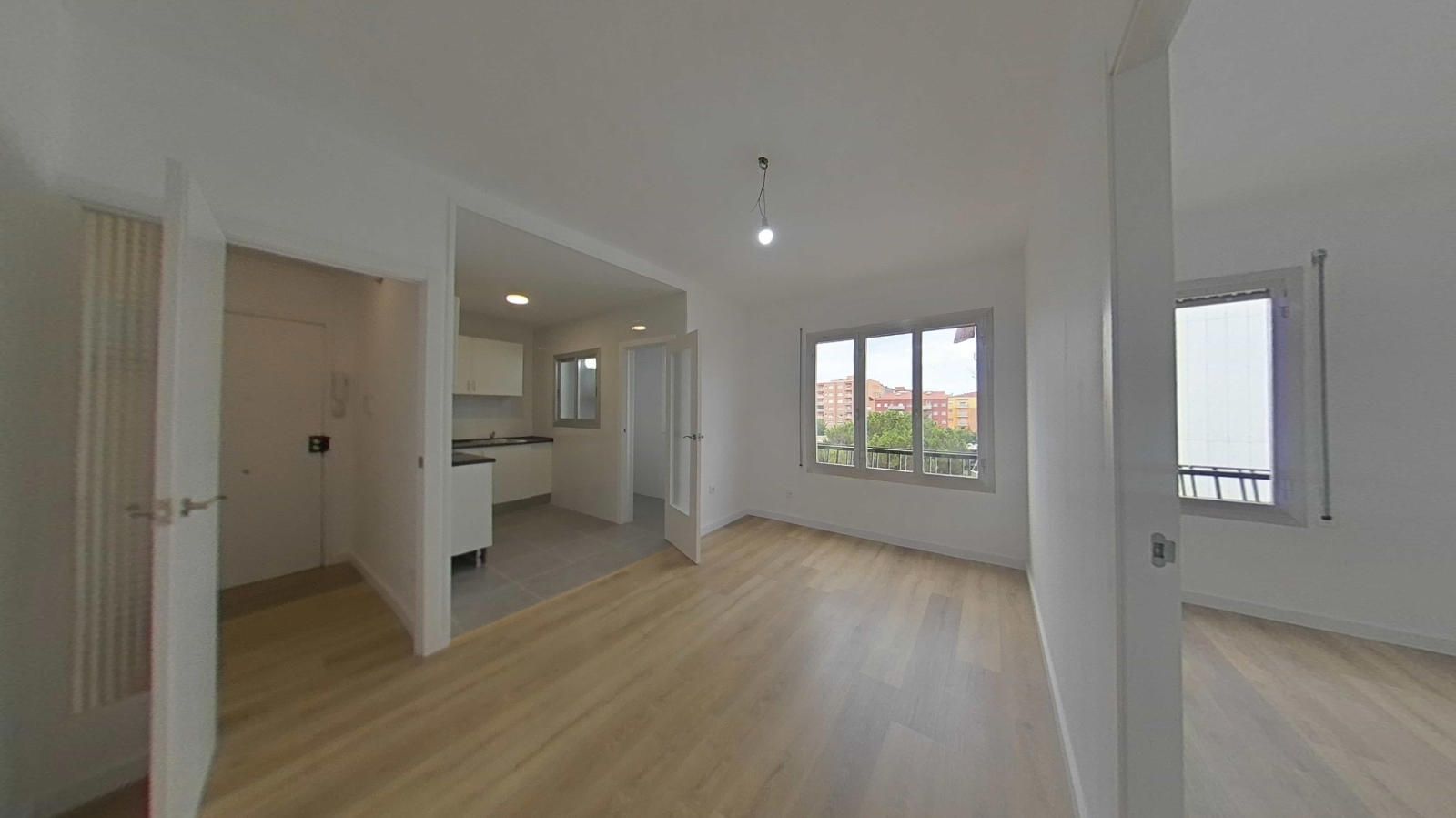 Piso en venta Sabadell, Barcelona. Ref: 3094. IGLOO by exes centre