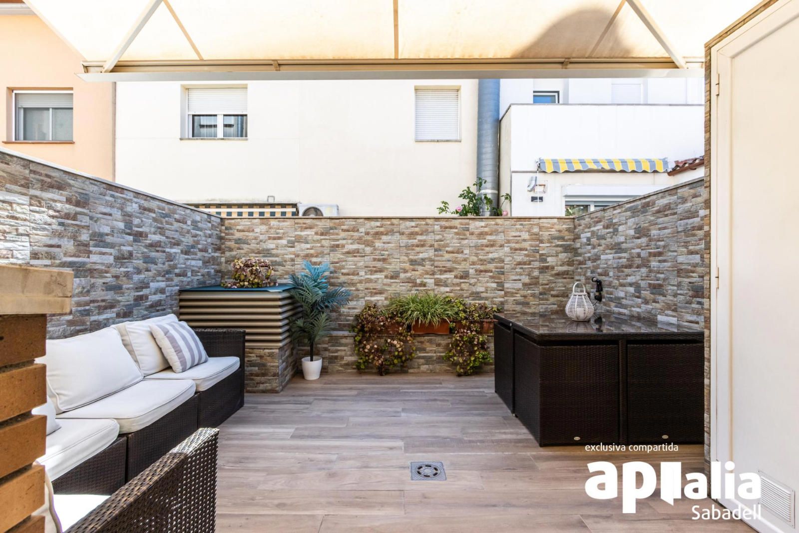 House for sale Sabadell, Barcelona. Ref: 3166. IGLOO by exes centre ( antes, abans expofinques exes sabadell centre )