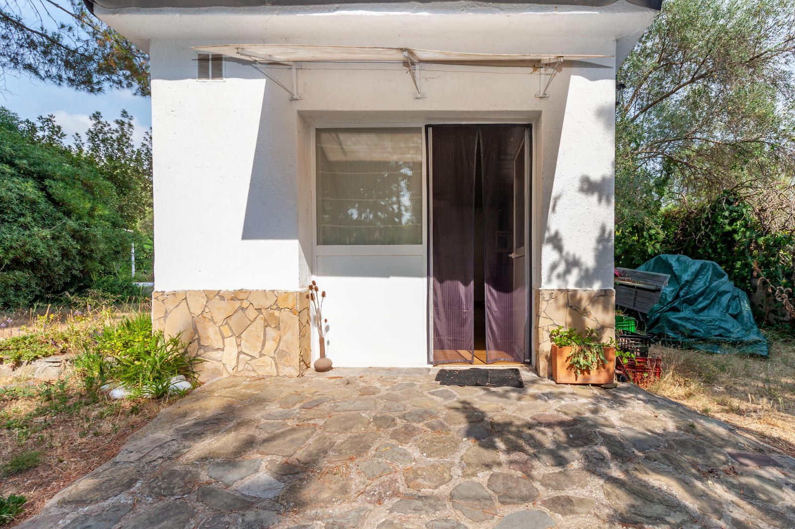 ¡CASA TODA EN UNA PLANTA CON GRAN JARDÍN EN SANT MIQUEL DE GONTERES! - Foto 11