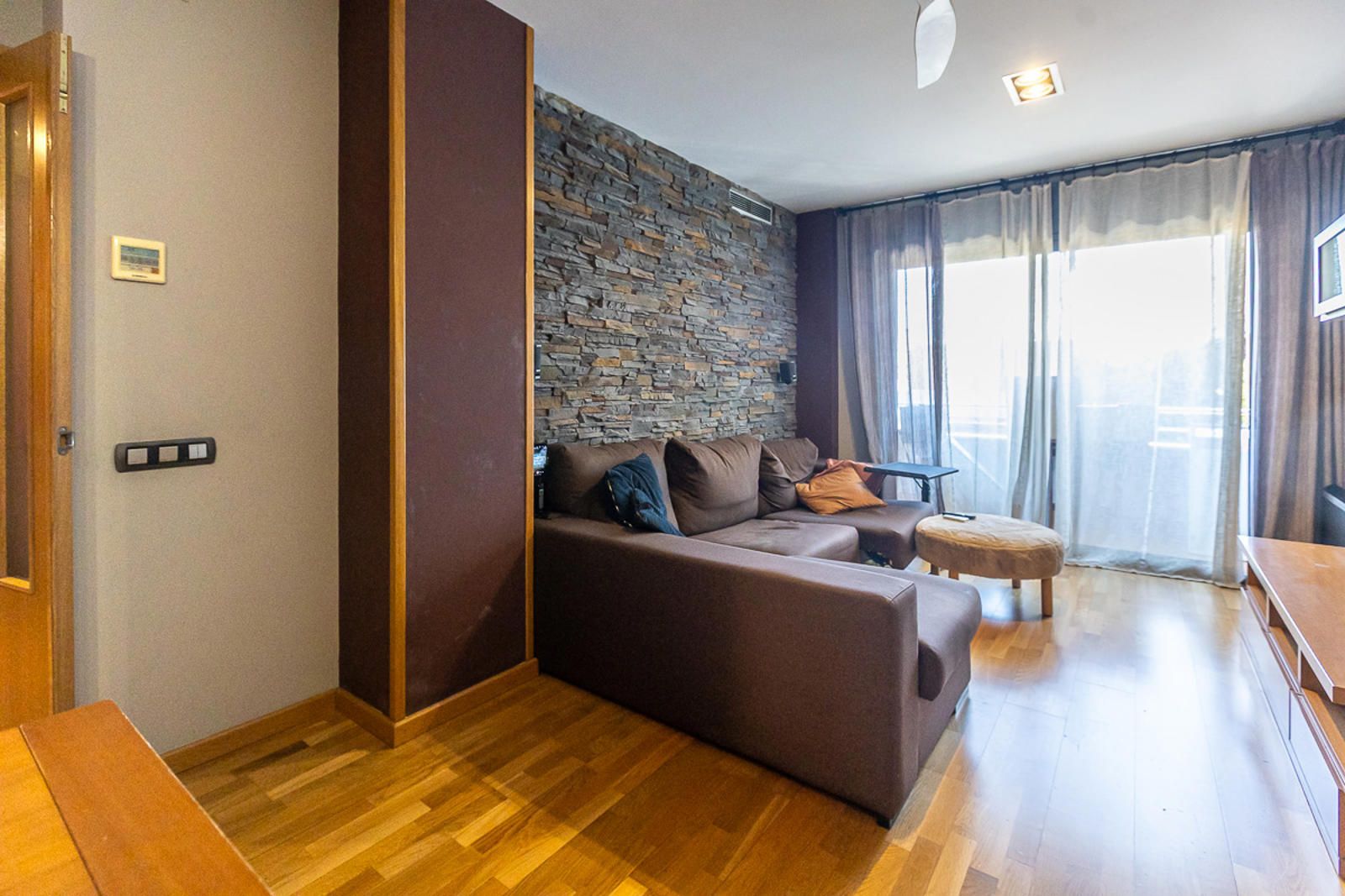¡PISO EN EIXAMPLE DE 3 HABITACIONES, GRAN PARKING DOBLE Y TRASTERO! - Foto 11