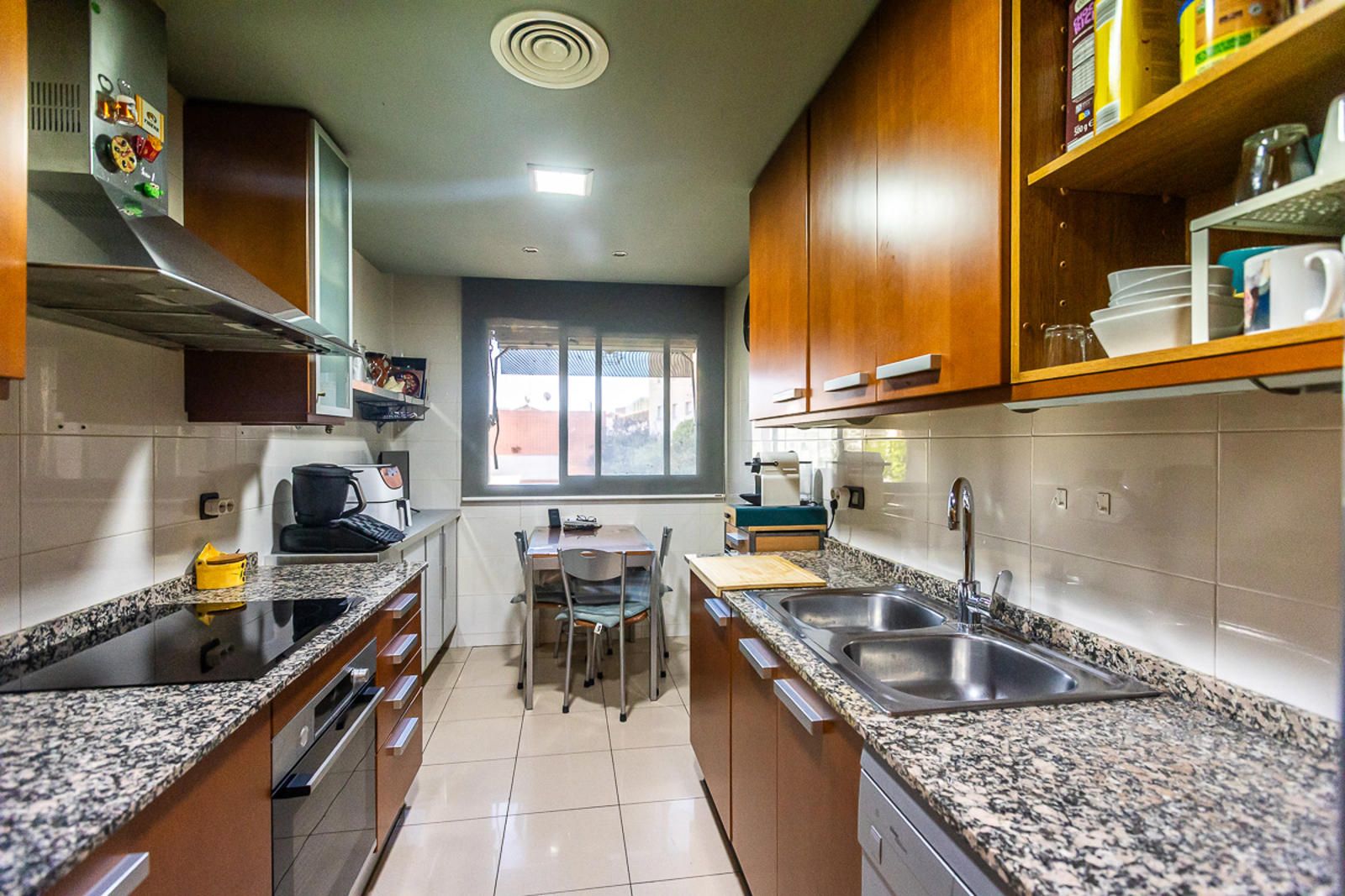 ¡PISO EN EIXAMPLE DE 3 HABITACIONES, GRAN PARKING DOBLE Y TRASTERO! - Foto 14