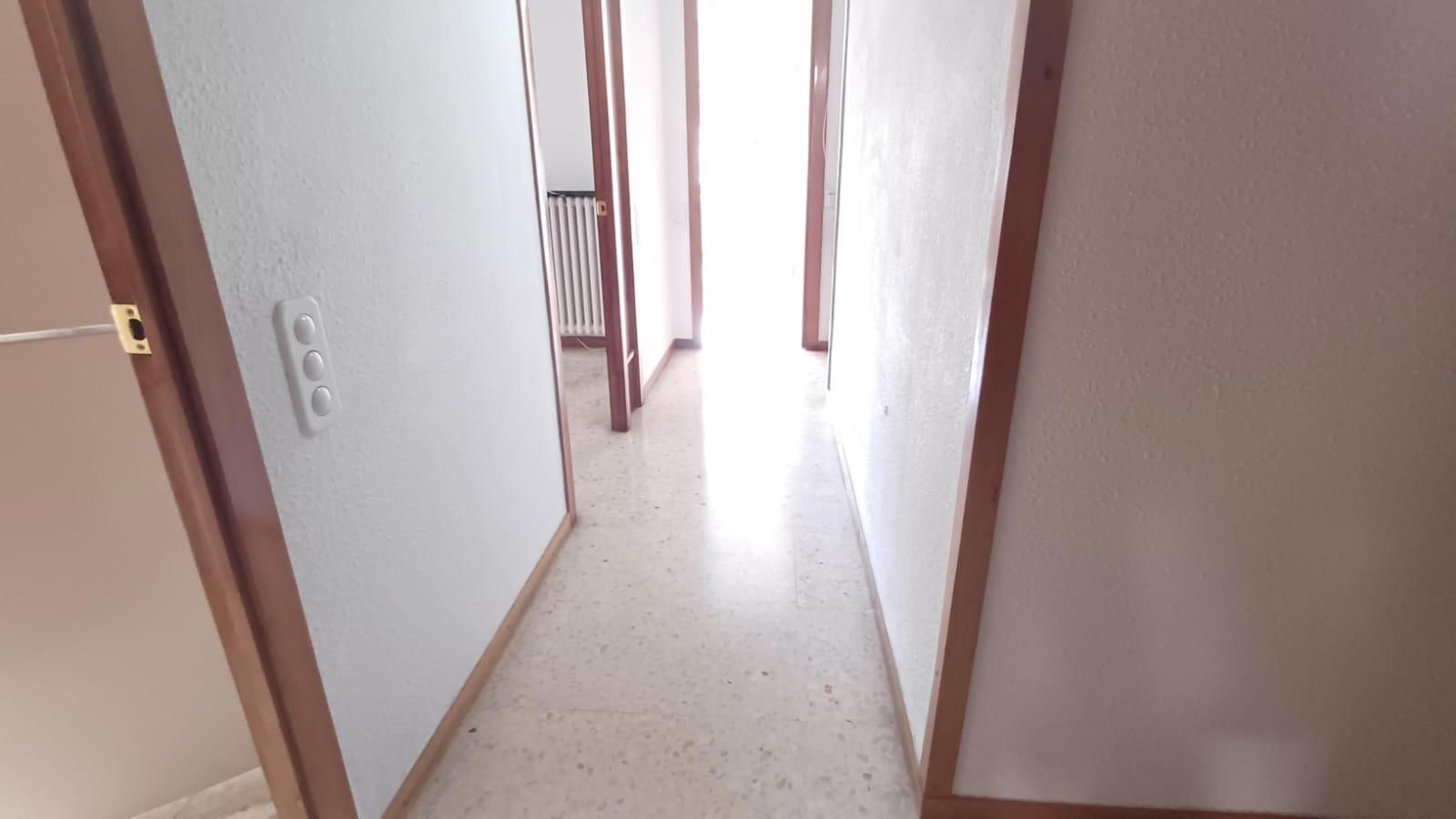 ¡ÁTICO DE 4 HABITACIONES EN PLENO CENTRO! ¡LUZ Y UBICACIÓN PRIVILEGIADA! - Foto 30