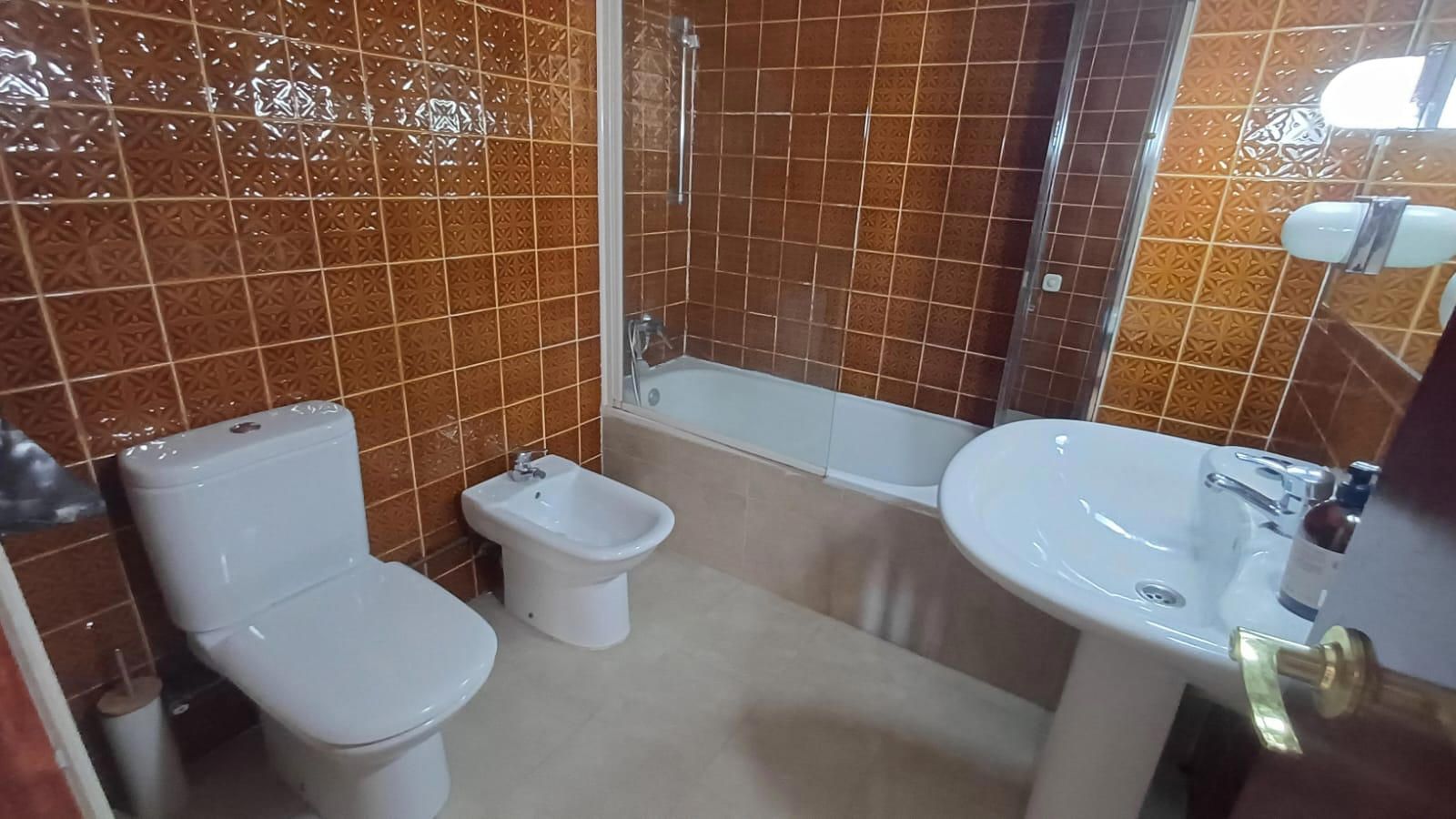 ¡ÁTICO DE 4 HABITACIONES EN PLENO CENTRO! ¡LUZ Y UBICACIÓN PRIVILEGIADA! - Foto 26