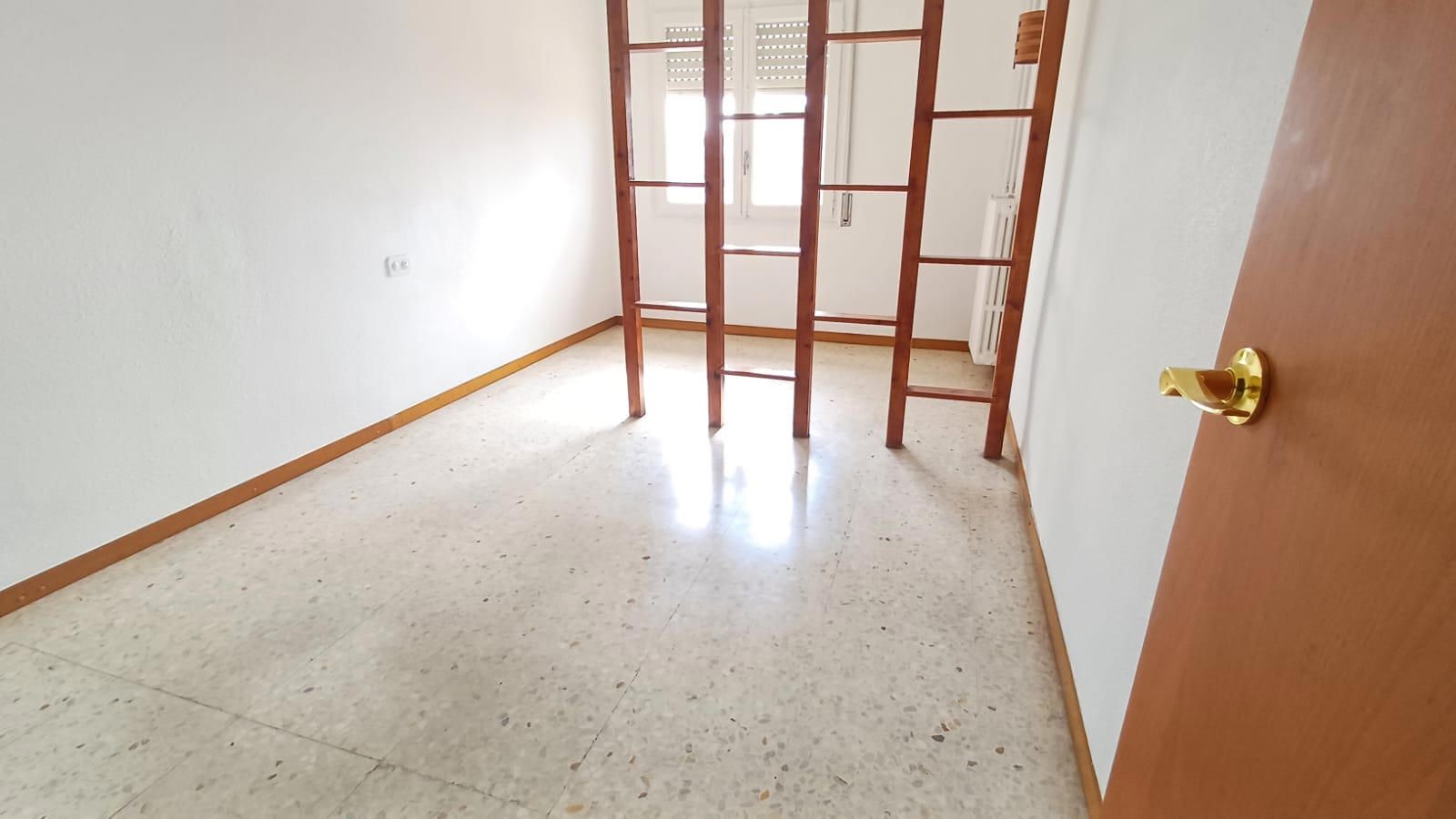¡ÁTICO DE 4 HABITACIONES EN PLENO CENTRO! ¡LUZ Y UBICACIÓN PRIVILEGIADA! - Foto 5