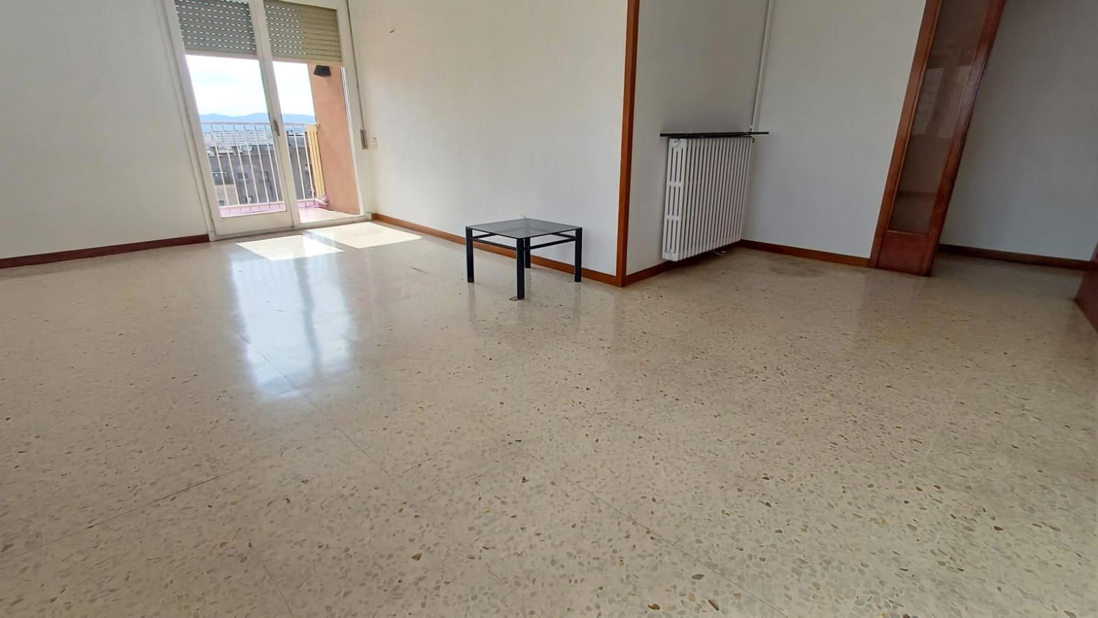 ¡ÁTICO DE 4 HABITACIONES EN PLENO CENTRO! ¡LUZ Y UBICACIÓN PRIVILEGIADA! - Foto 2