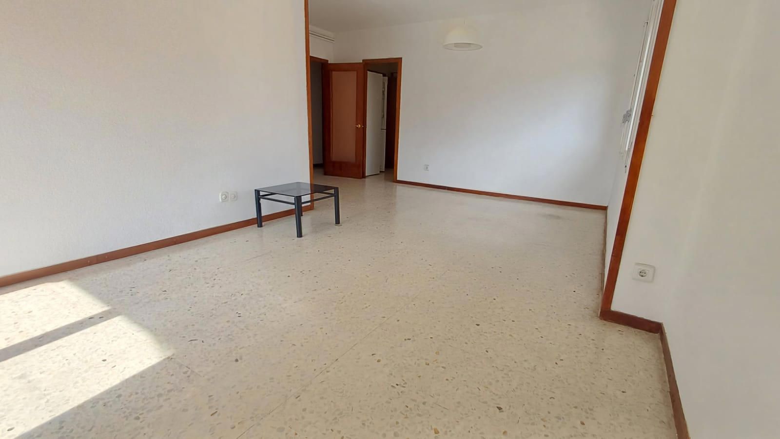 ¡ÁTICO DE 4 HABITACIONES EN PLENO CENTRO! ¡LUZ Y UBICACIÓN PRIVILEGIADA! - Foto 4