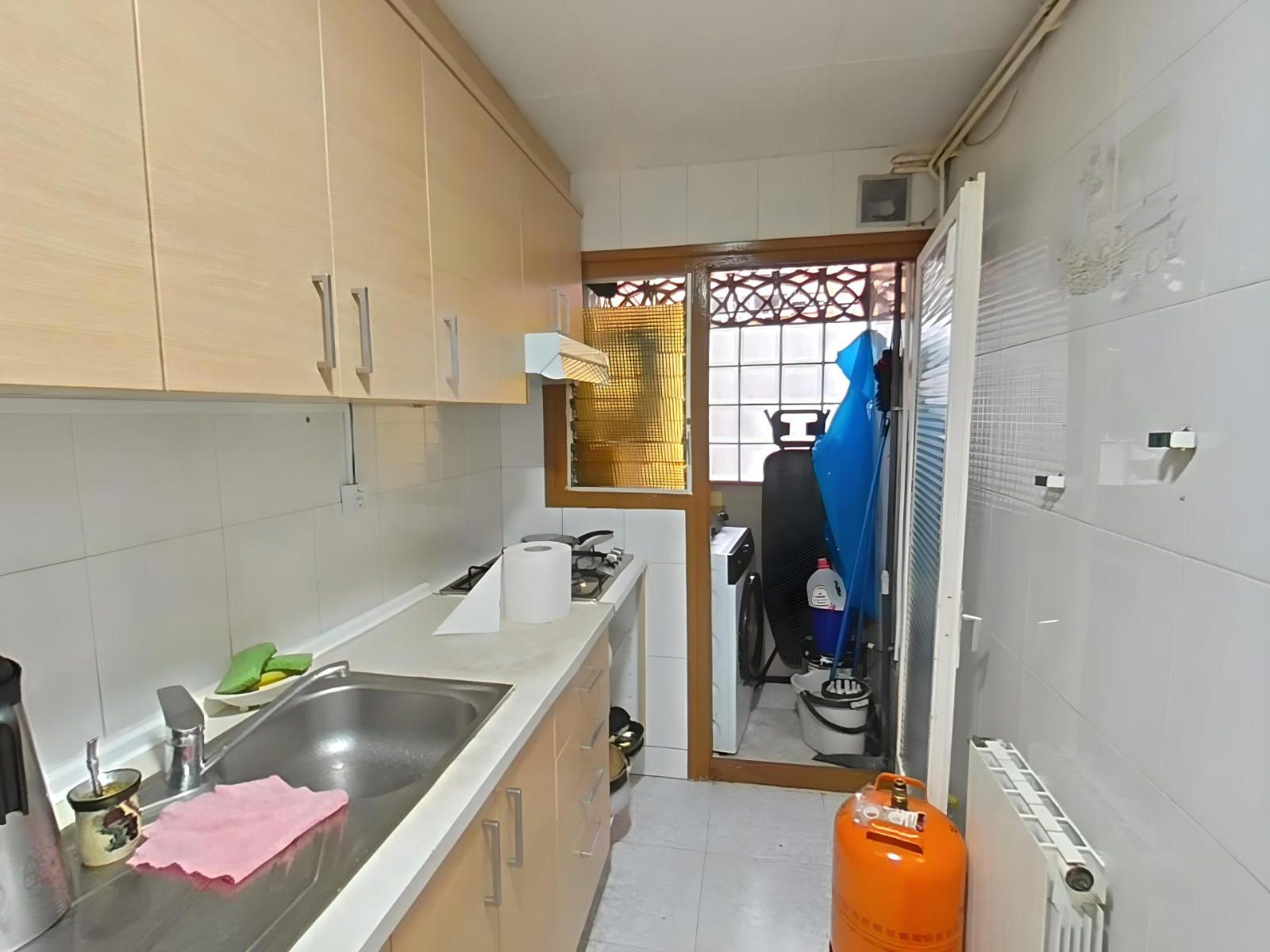 ¡PLANTA BAJA ACOGEDORA DE 3 HABITACIONES! - Foto 4
