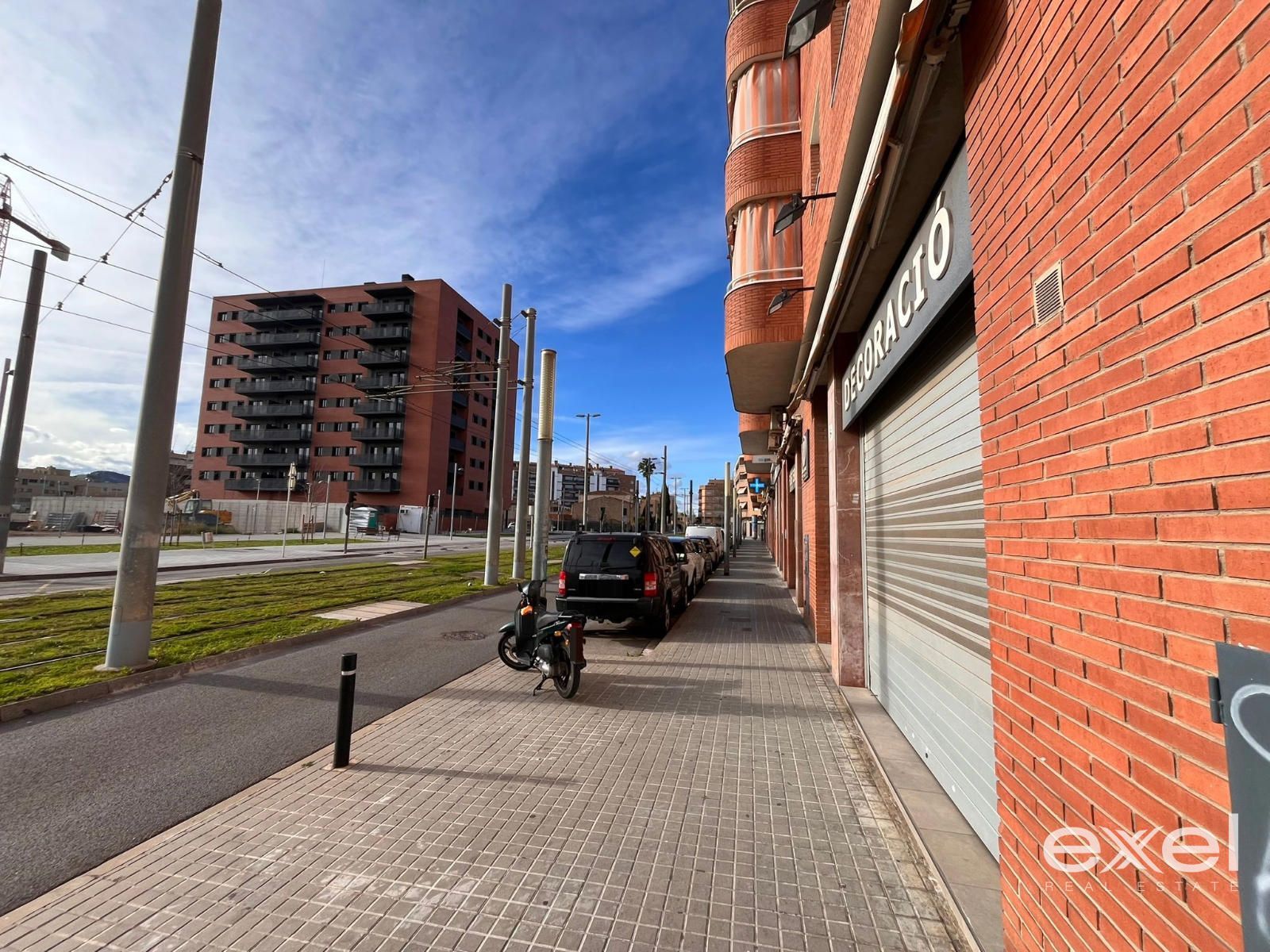 Local Comercial en alquiler Cornellà de Llobregat, Barcelona. Ref: 4768. EXEL REAL ESTATE