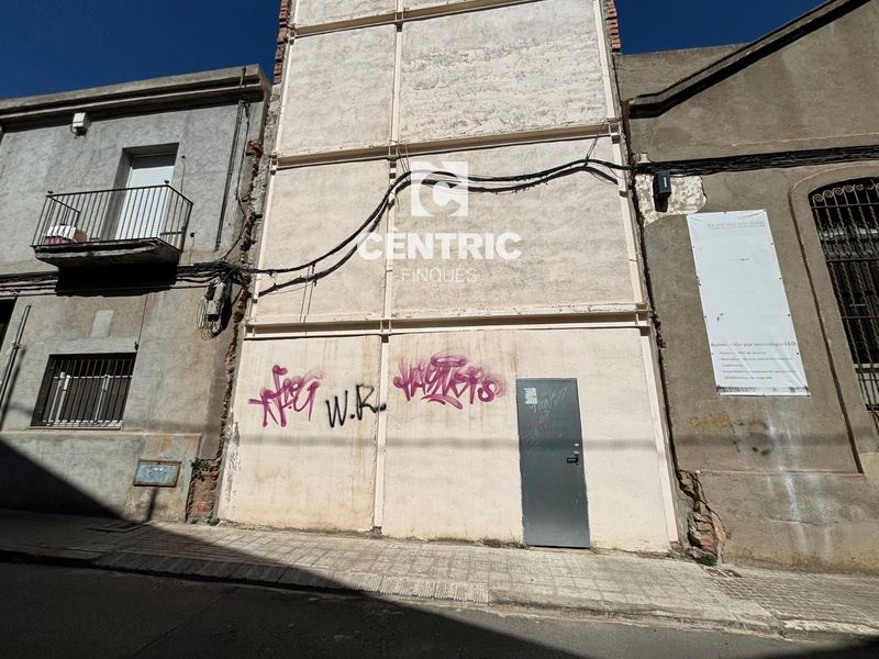 Terreny en venda  a Terrassa, Barcelona . Ref: 2903. Centric Finques