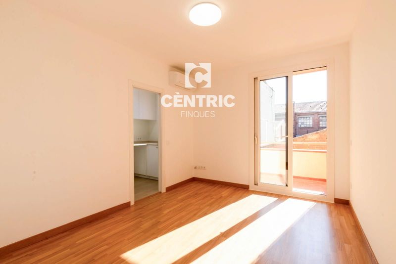 Piso en venta  en Terrassa, Barcelona . Ref: 2910. Centric Finques