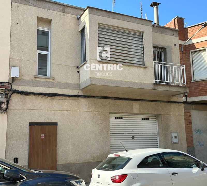 Townhouse for sale  in Terrassa, Barcelona . Ref: 2916. Centric Finques