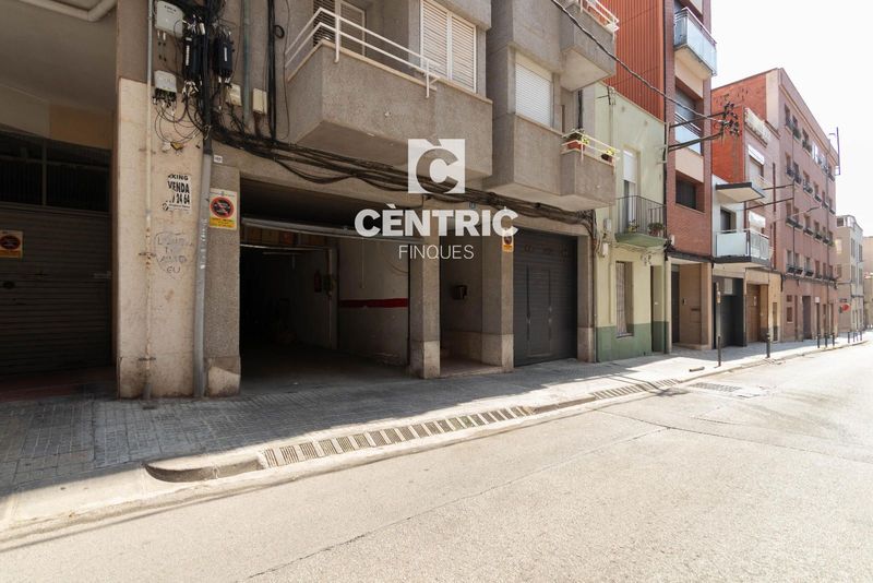 Comercial Premise for sale  in Terrassa, Barcelona . Ref: 2922. Centric Finques