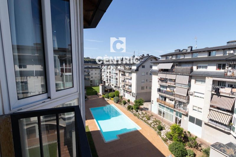 Duplex for rent  in Terrassa, Barcelona . Ref: 3250. Centric Finques