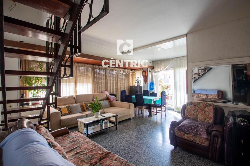 Townhouse for sale  in Terrassa, Barcelona . Ref: 3338. Centric Finques