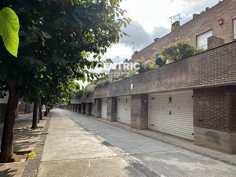 Adossat en venda  a Sabadell, Barcelona . Ref: 3401. Centric Finques