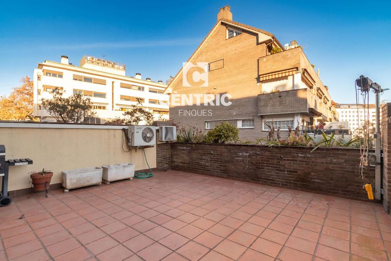 House for sale  in Sabadell, Barcelona . Ref: 3401. Centric Finques
