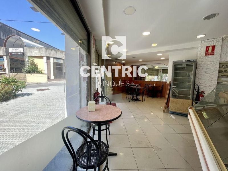 Comercial Premise for sale  in Terrassa, Barcelona . Ref: 3421. Centric Finques