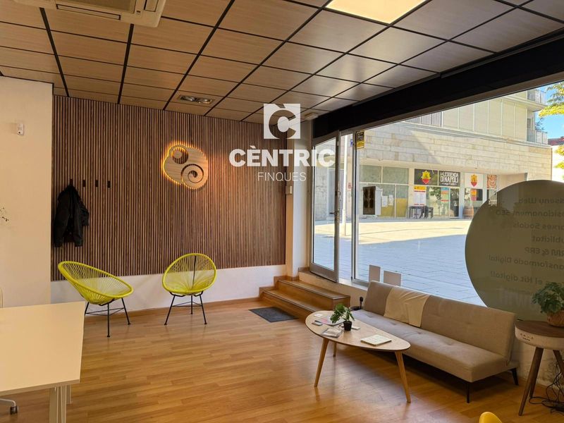 Comercial Premise for sale  in Terrassa, Barcelona . Ref: 3423. Centric Finques