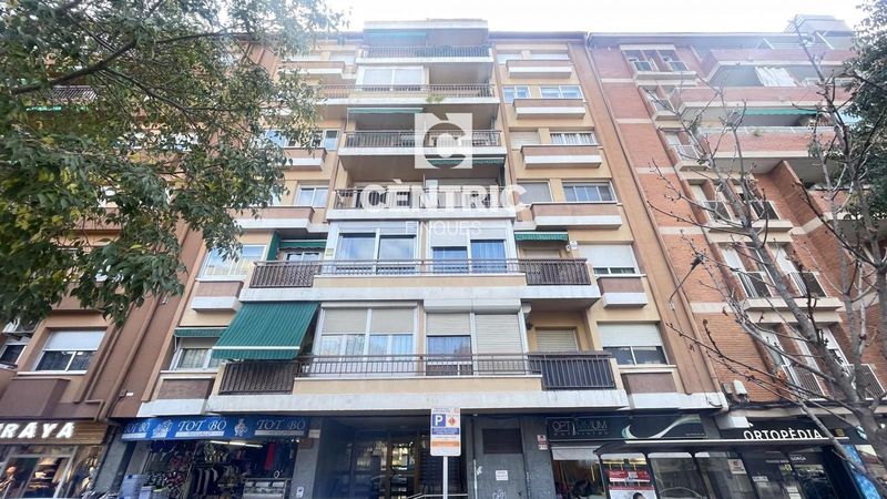 Pis en venda  a Terrassa, Barcelona . Ref: 3437. Centric Finques