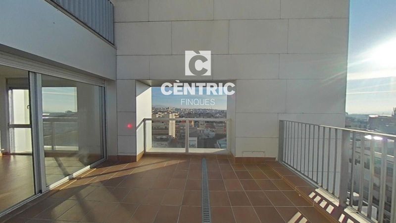 Pis en venda  a Terrassa, Barcelona . Ref: 3499. Centric Finques