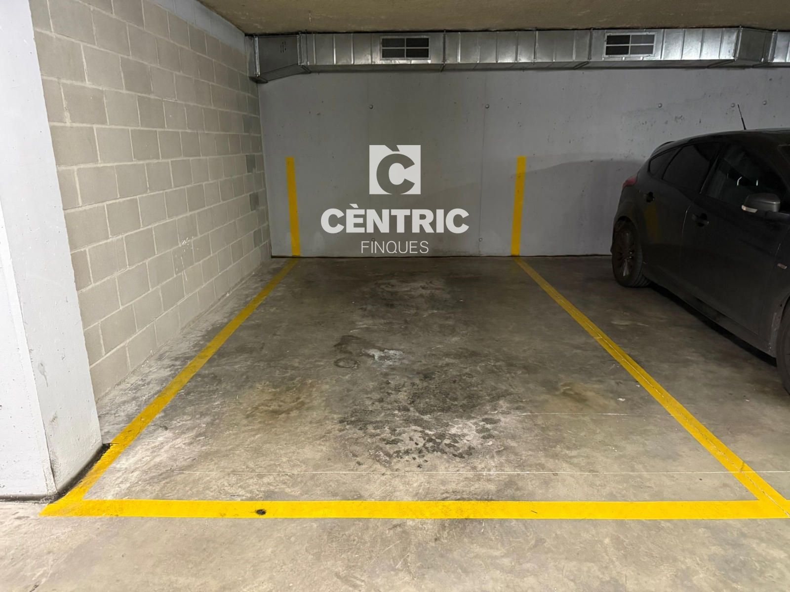 Garaje en alquiler Terrassa, Barcelona. Ref: 3544. Centric Finques