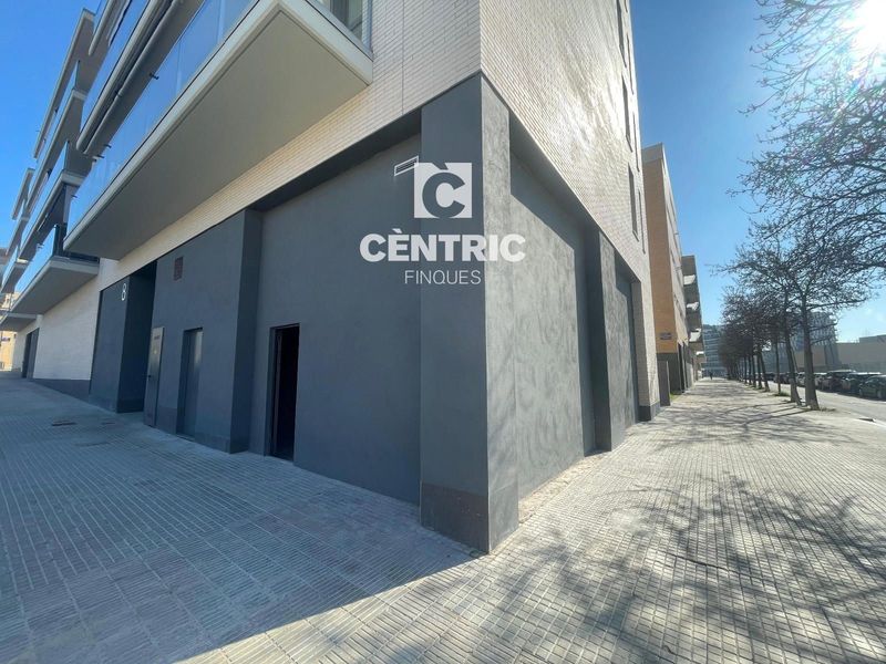 Local Comercial en lloguer  a Terrassa, Barcelona . Ref: 3566. Centric Finques