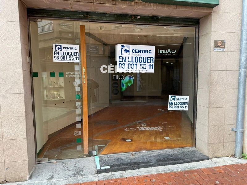 Local Comercial en alquiler  en Terrassa, Barcelona . Ref: 3616. Centric Finques