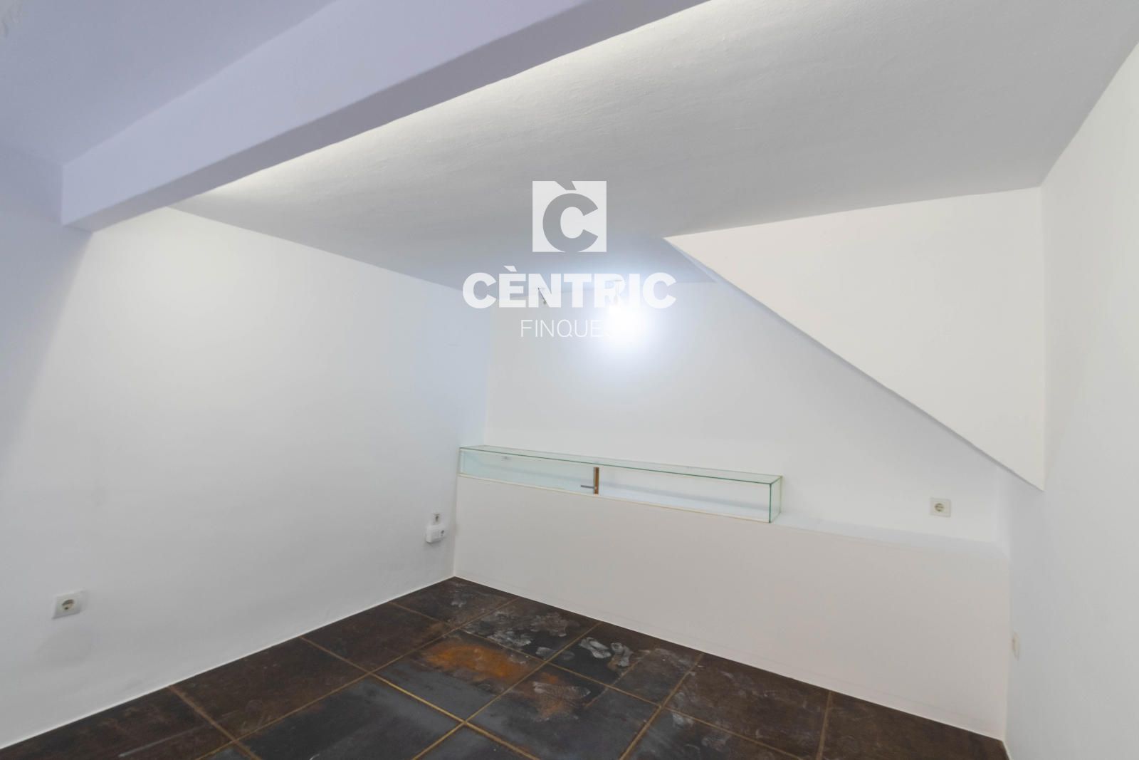 Local comercial amb encant al carrer de la Rutlla, al centre de Terrassa - Foto 7