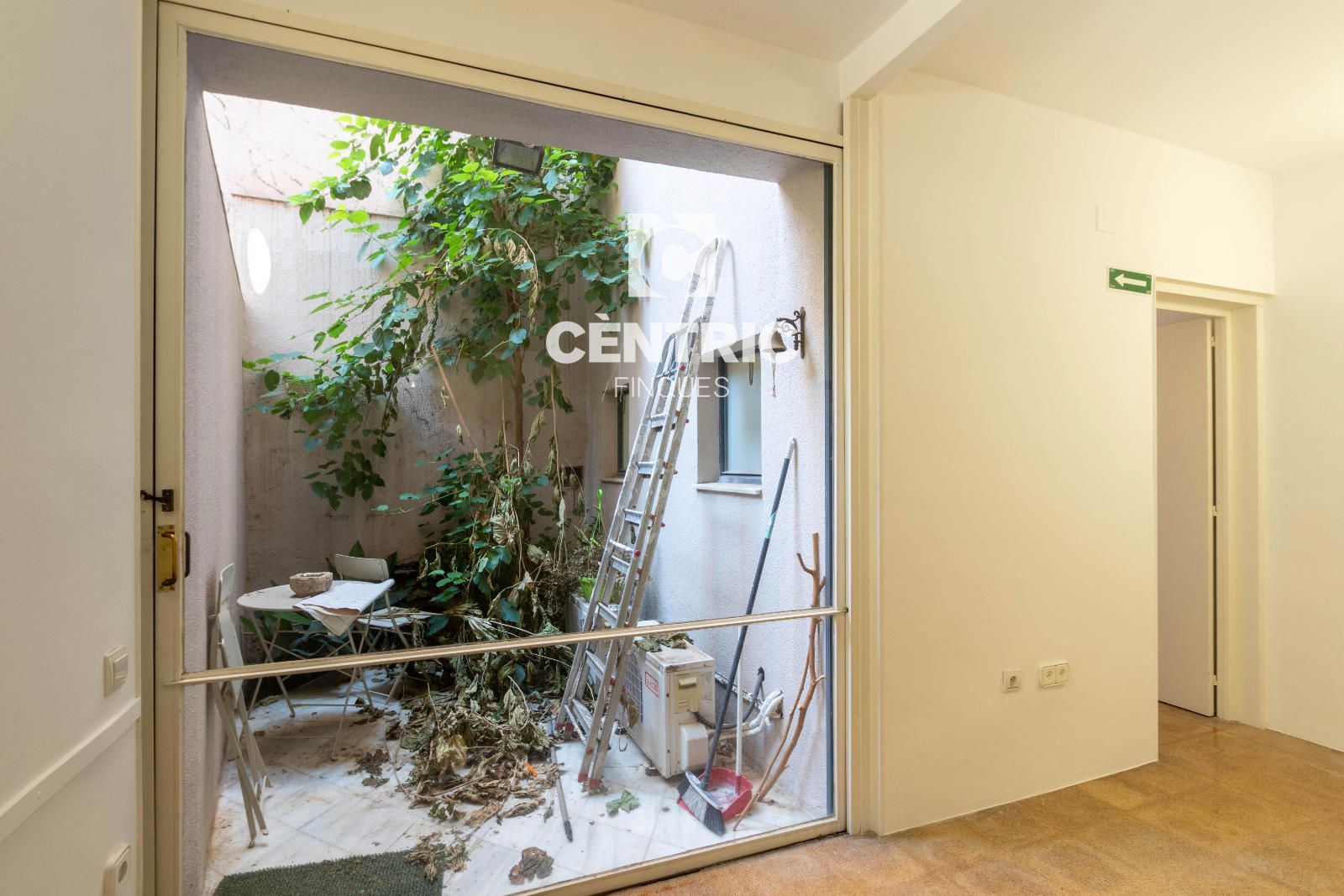Local comercial amb encant al carrer de la Rutlla, al centre de Terrassa - Foto 10